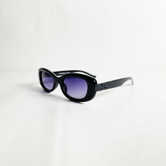 LuxeCat – Stylish Cat-Eye Shades for Women