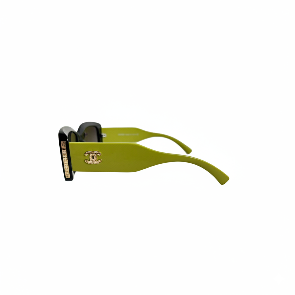 Chanel Vision – Bold Wayfarer Elegance