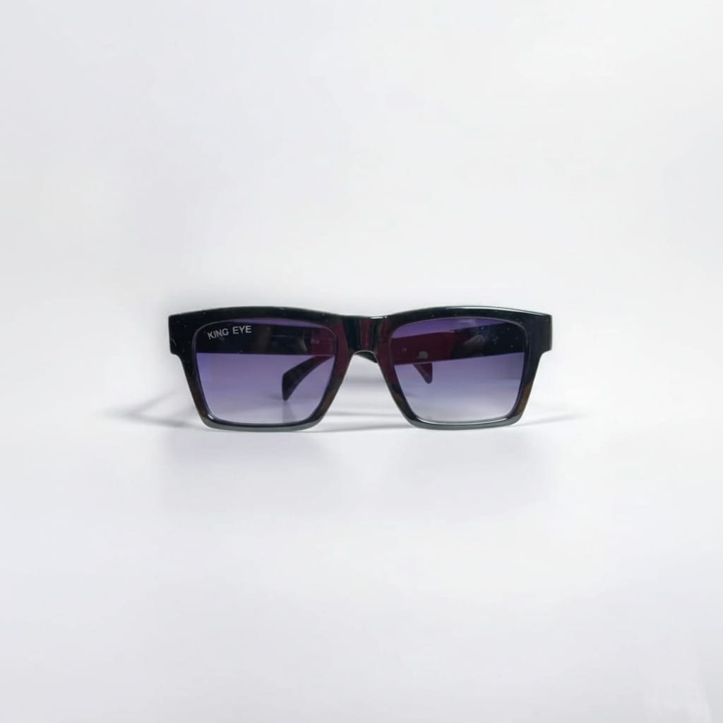 CrystalMode – Classic Wayfarer with a Modern Twist