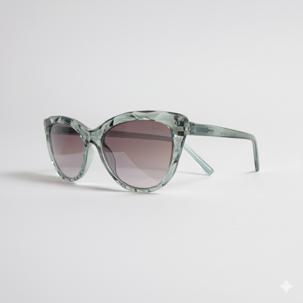 Luxe Vision – Women’s Crystal Cat-Eye Sunglasses