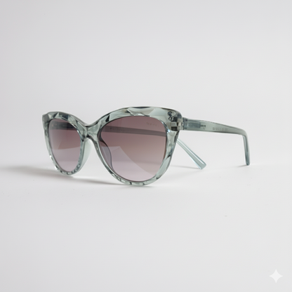 Luxe Vision – Women’s Crystal Cat-Eye Sunglasses