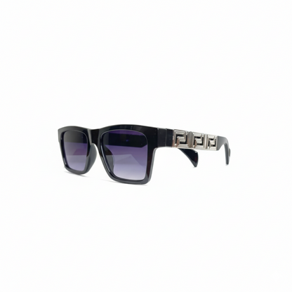 CrystalMode – Classic Wayfarer with a Modern Twist