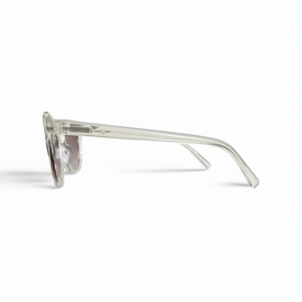 Luxe Vision – Women’s Crystal Cat-Eye Sunglasses