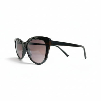 Luxe Vision – Women’s Crystal Cat-Eye Sunglasses