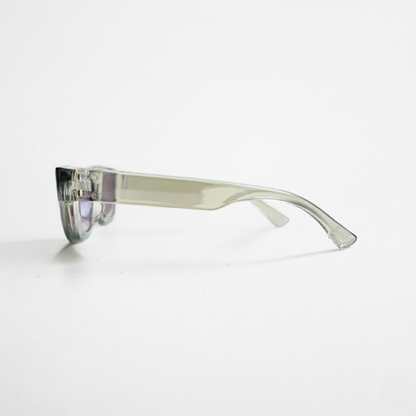 Luxe Vision – Women’s Crystal Cat-Eye Sunglasses